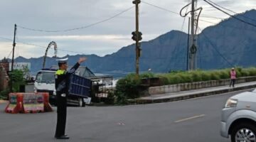 Polsek Kintamani Polres Bangli Gelar Pengaturan Lalu Lintas Pagi, Wujudkan Kamseltibcarlantas